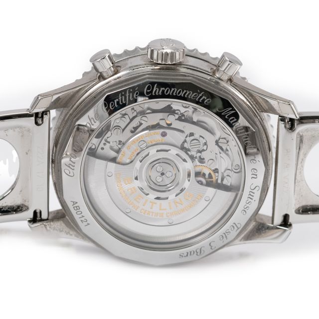 Breitling Navitimer 01 AB0121 Image 4